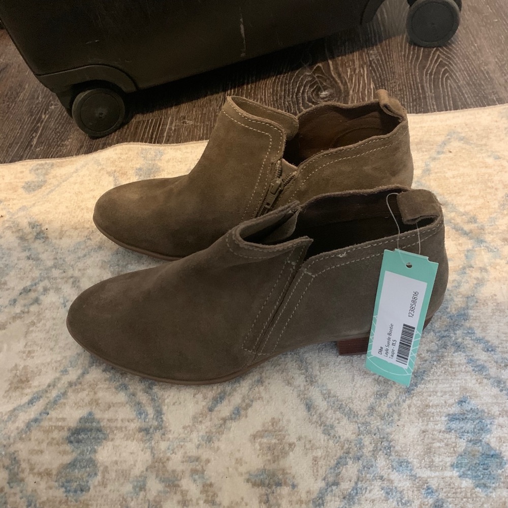 Diba Layla suede bootie